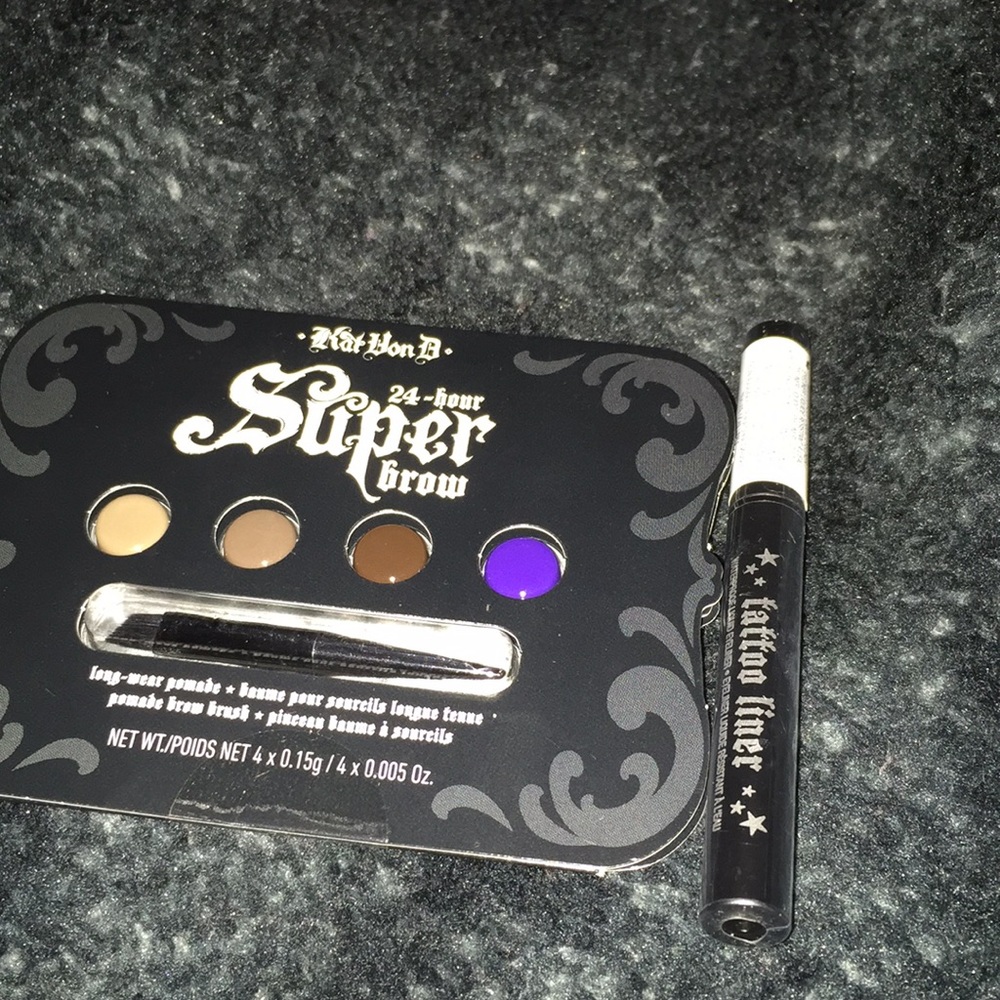 🔥💋💄KAT VON D TATTOO LINER (TROOPER BLACK) 💄🔥